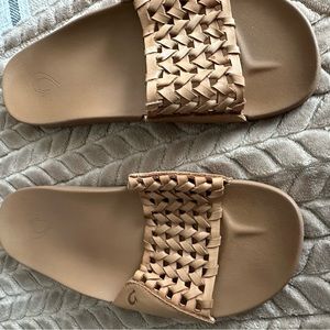 Olukai Womens Slip Ons